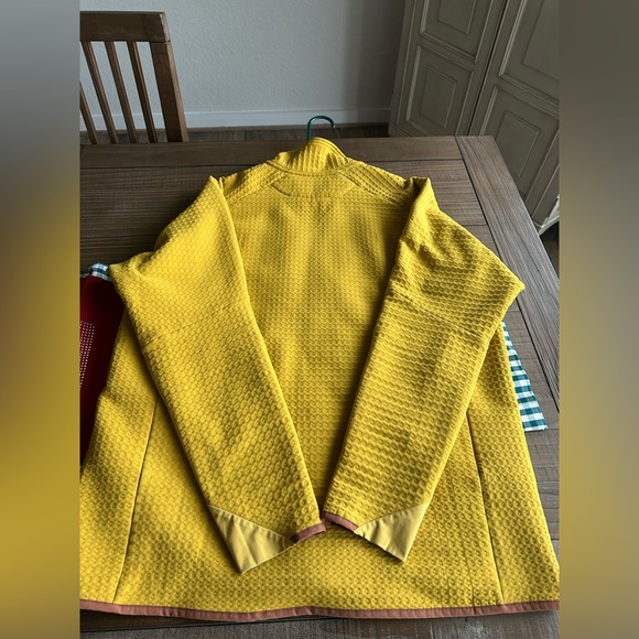 Patagonia Men's Jacket - Picture 4 of 9